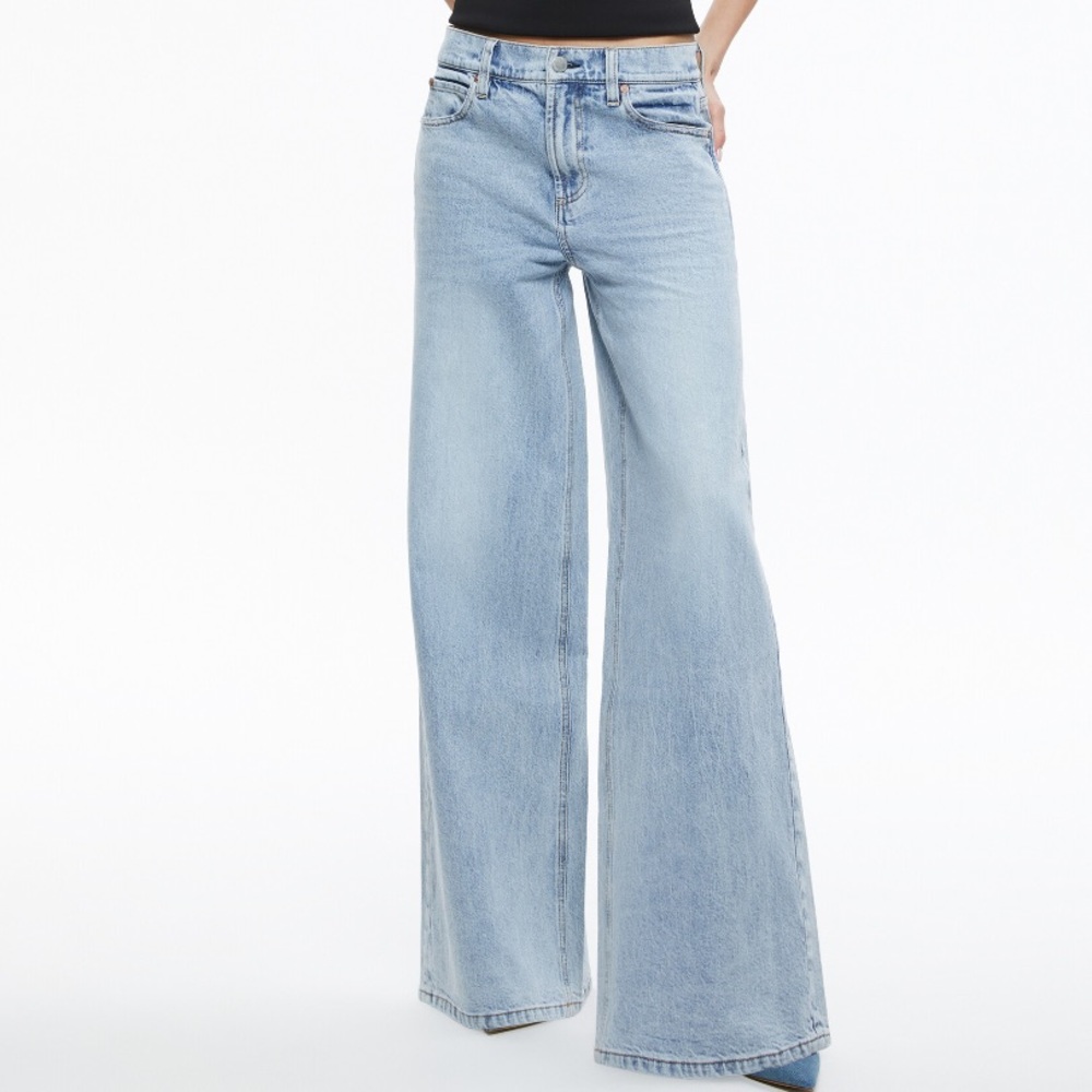 Alice + Olivia Wide Leg Jeans NWT